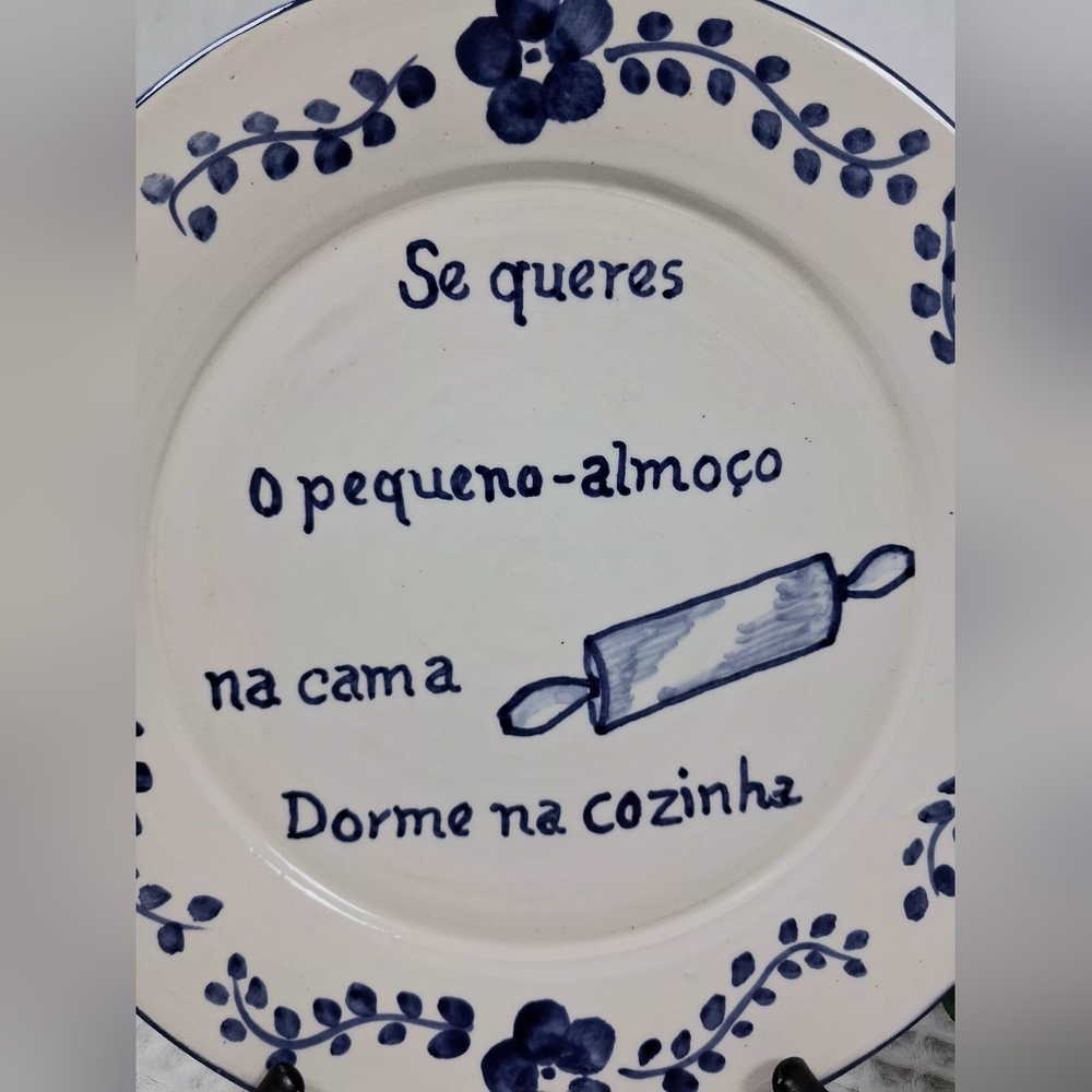 Handcrafted Olaria S. Bento 9" Earthenware Decorative Plate Made In Portugal - Picture 8 of 10